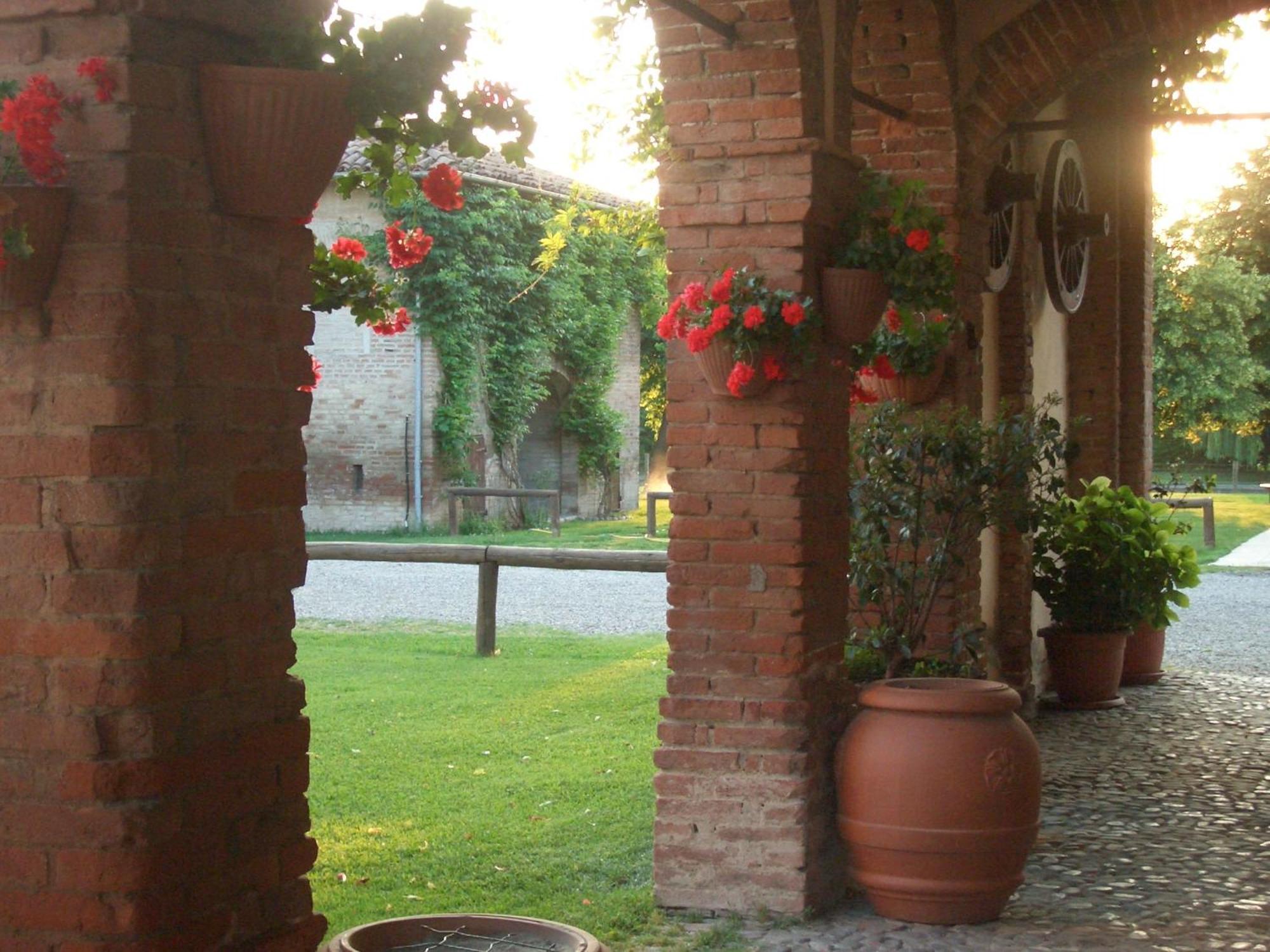 Agriturismo La Lupa Madonna della Provvidenza Экстерьер фото